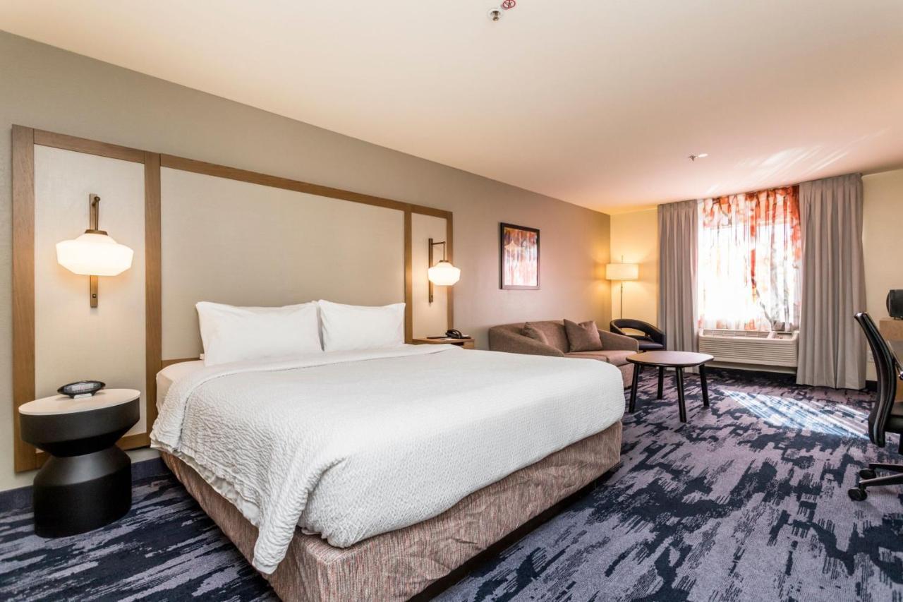 Fairfield Inn Сент-Джордж Экстерьер фото