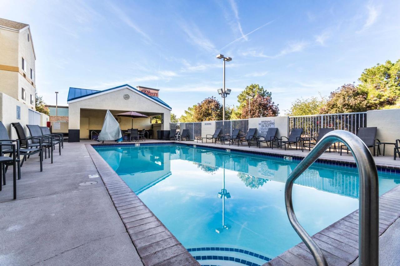 Fairfield Inn Сент-Джордж Экстерьер фото