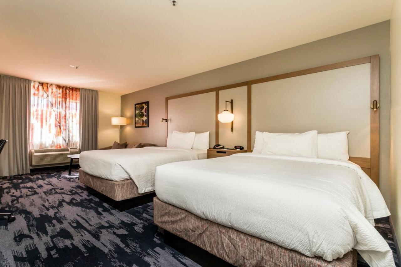 Fairfield Inn Сент-Джордж Экстерьер фото