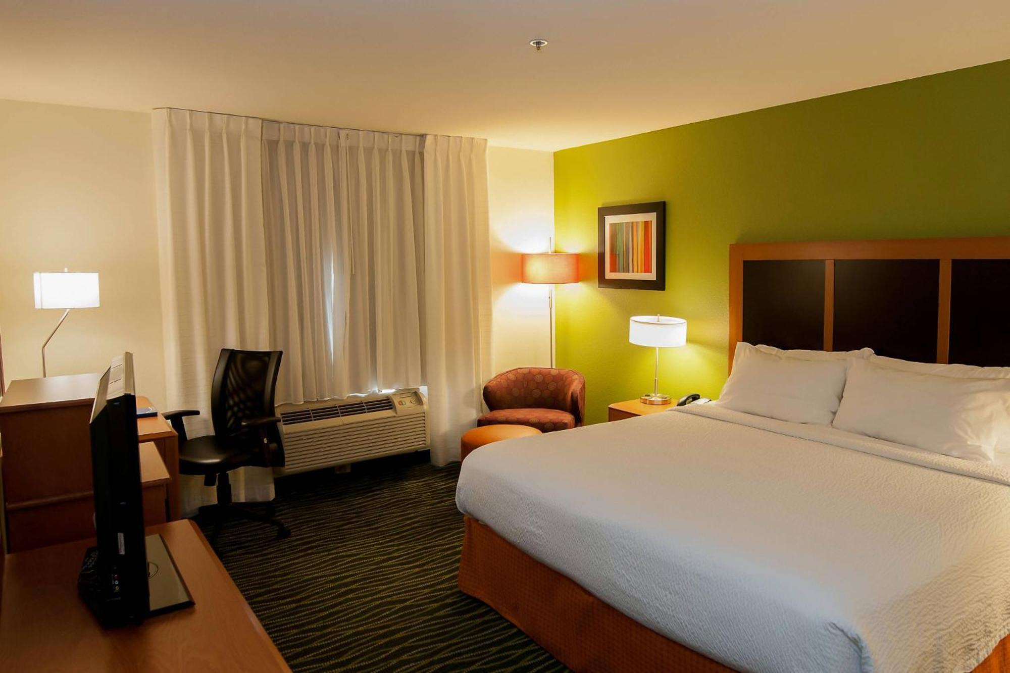 Fairfield Inn Сент-Джордж Экстерьер фото