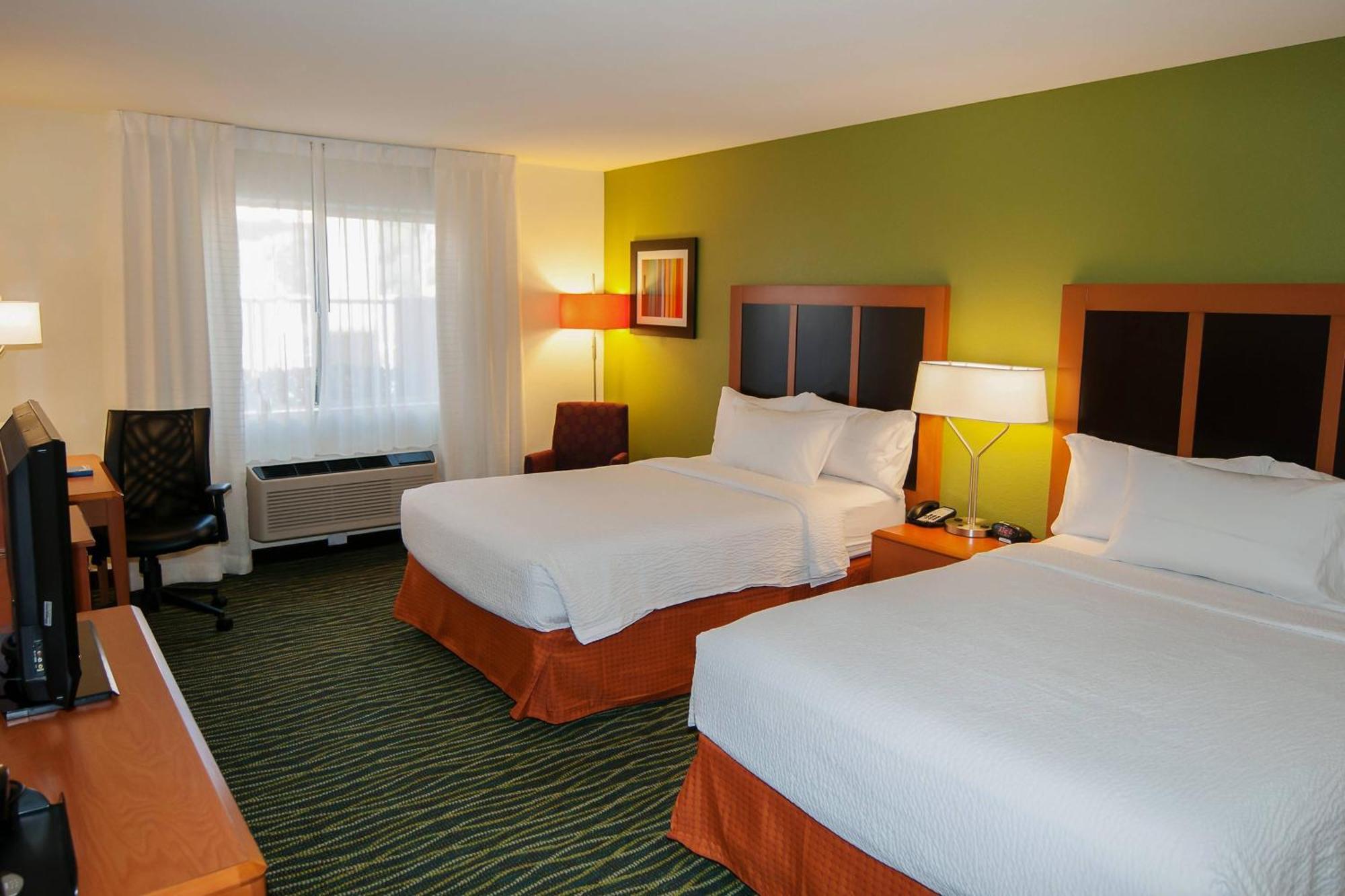 Fairfield Inn Сент-Джордж Экстерьер фото